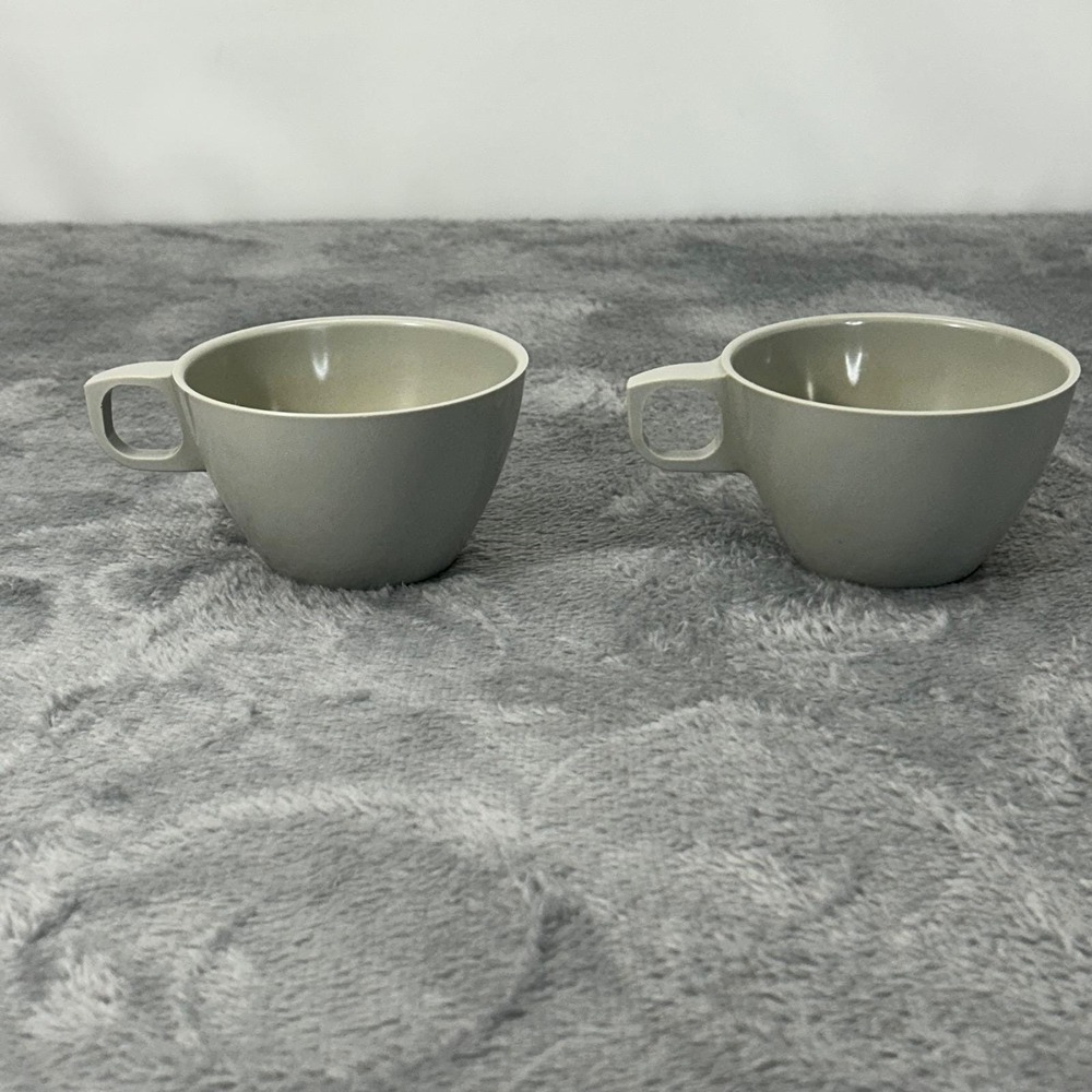 Vintage Mallo-Ware 37 Cup Melamine Coffee Mugs Set of 2 Gray MCM P.R. Mallory